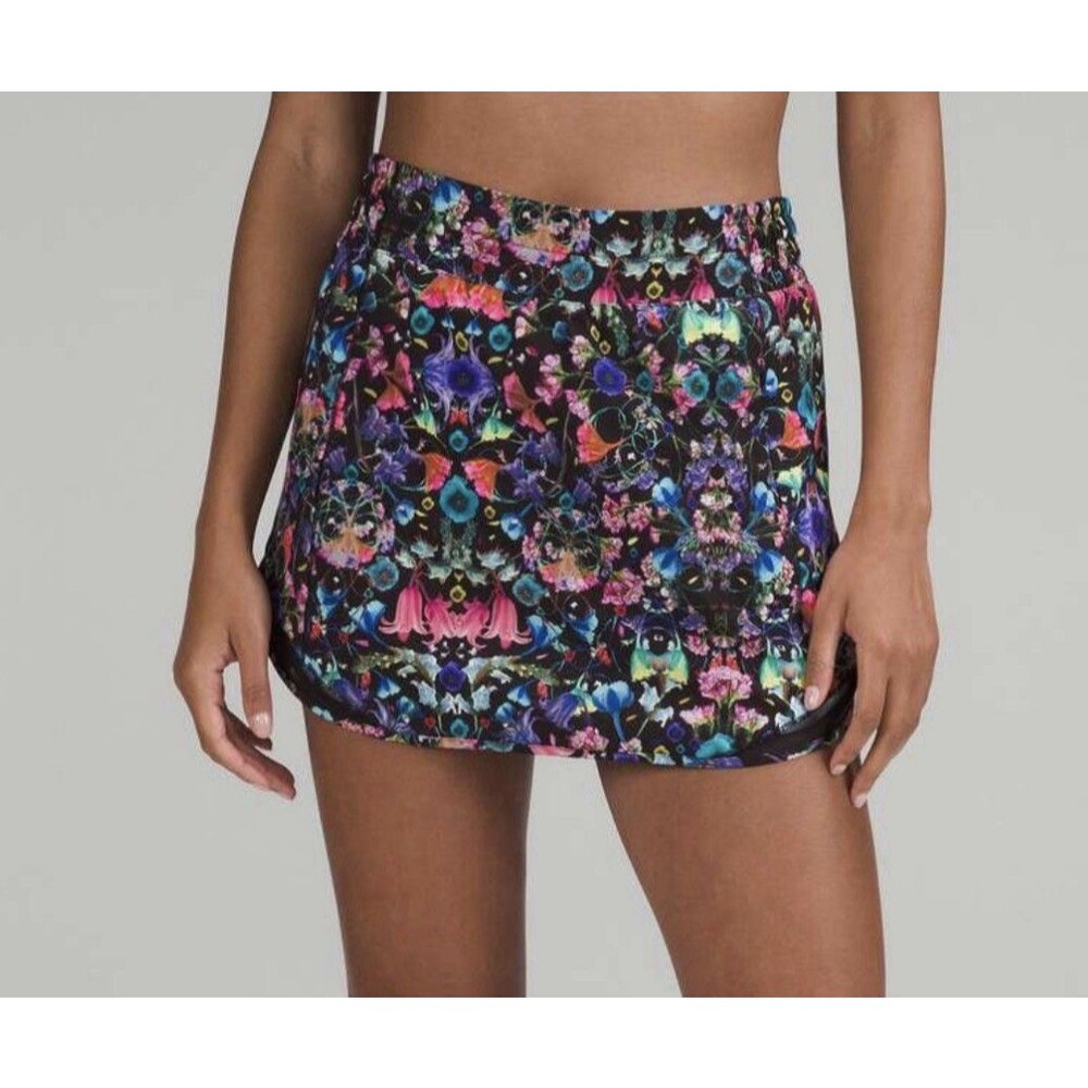 Lululemon Hotty Hot High Rise Skirt Skort Flowerscope Black Multi Size 12
